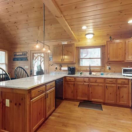 Blue Ridge Bear Bungalow Εξωτερικό φωτογραφία