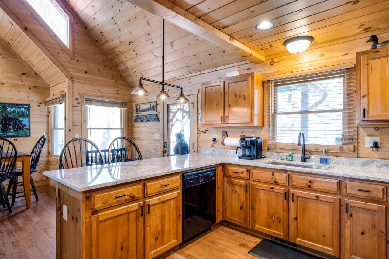 Blue Ridge Bear Bungalow Εξωτερικό φωτογραφία