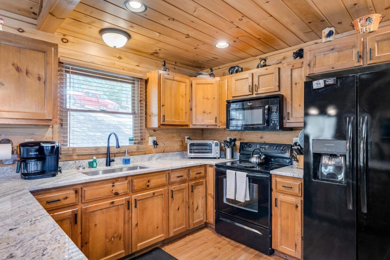 Blue Ridge Bear Bungalow Εξωτερικό φωτογραφία