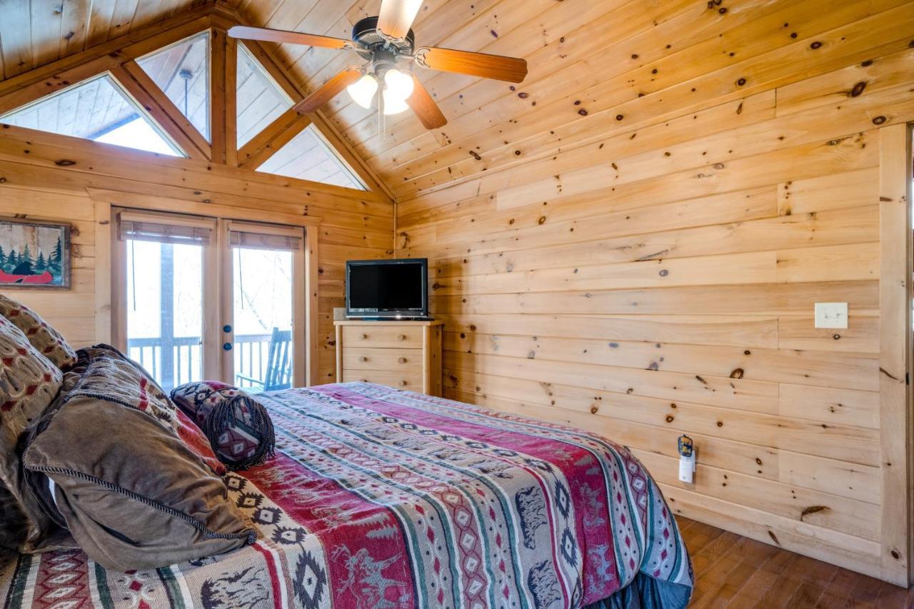 Blue Ridge Bear Bungalow Εξωτερικό φωτογραφία