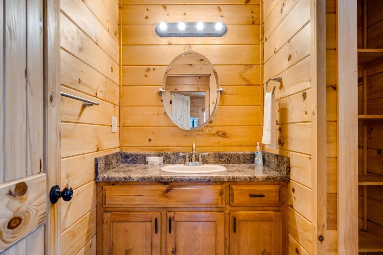 Blue Ridge Bear Bungalow Εξωτερικό φωτογραφία