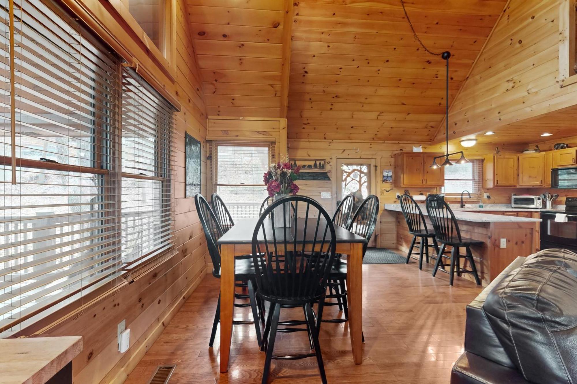 Blue Ridge Bear Bungalow Εξωτερικό φωτογραφία